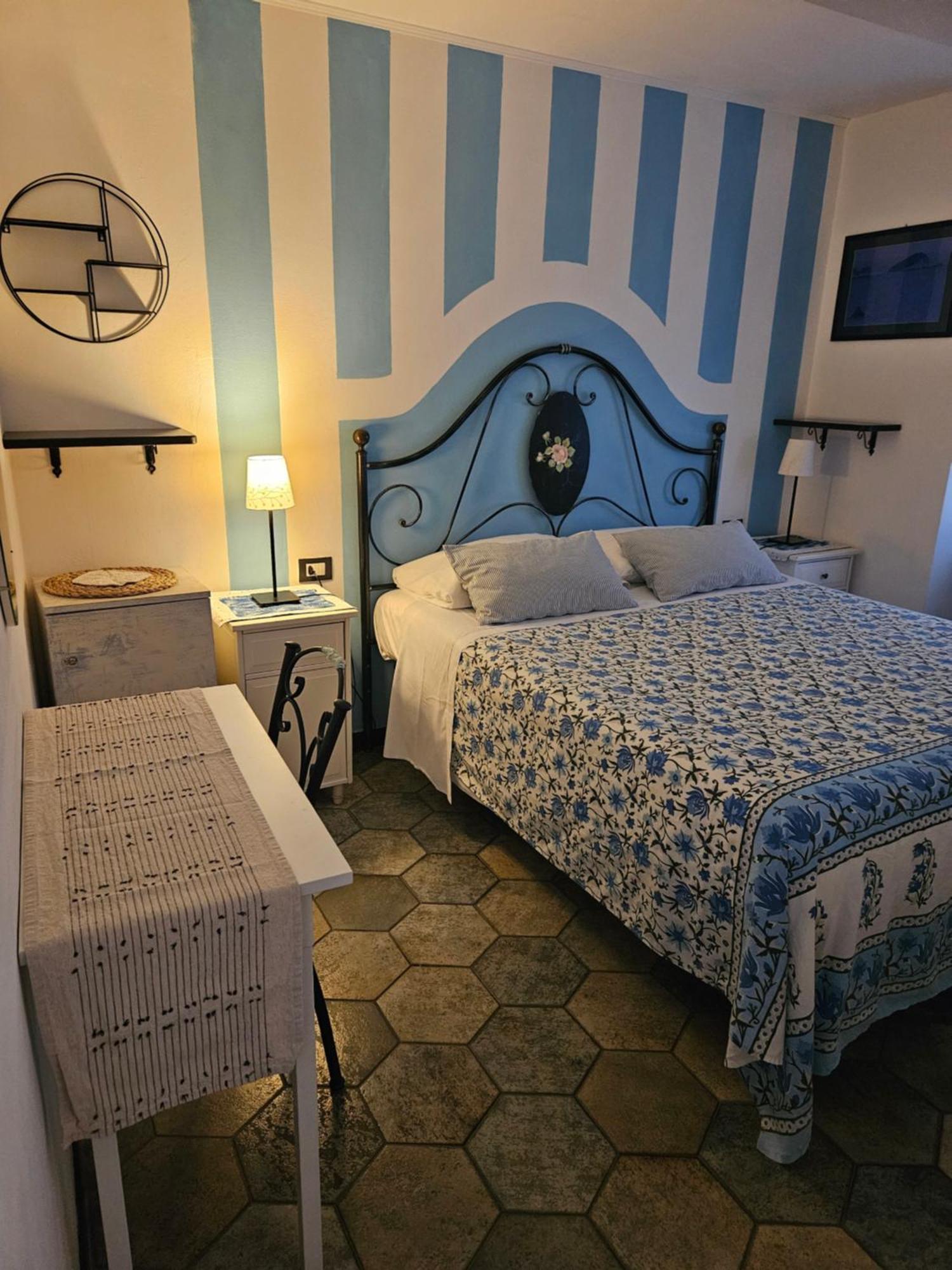 Bed and Breakfast L'Antica Terrazza Монтероссо-аль-Маре Экстерьер фото